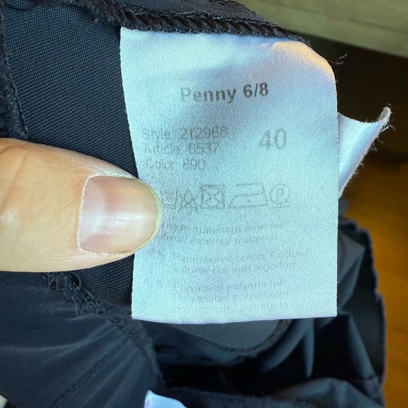 Raffaello Rossi Penny 6/8 Women's Navy Slim Fit Pants Sz 40 - Picture 6 of 6